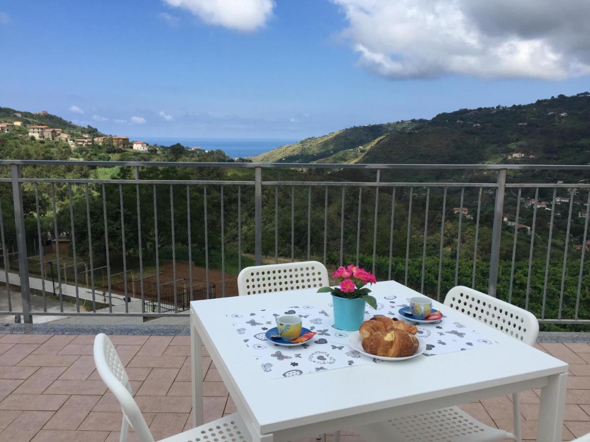 Bed and Breakfast Vista D'Amare Buonvicino Esterno foto